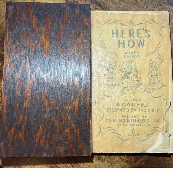 VINTAGE 1941 HERE'S HOW COCKTAILS Wooden Recipe Book Barware Whitfield W Cover - Picture 5 of 11
